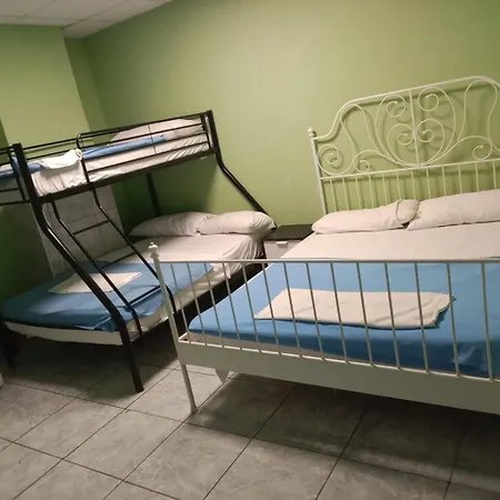 Juvenil Auberge de jeunesse *